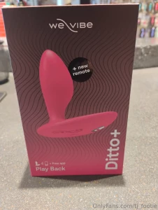 How much would you pay to watch me put this in my tight little ass