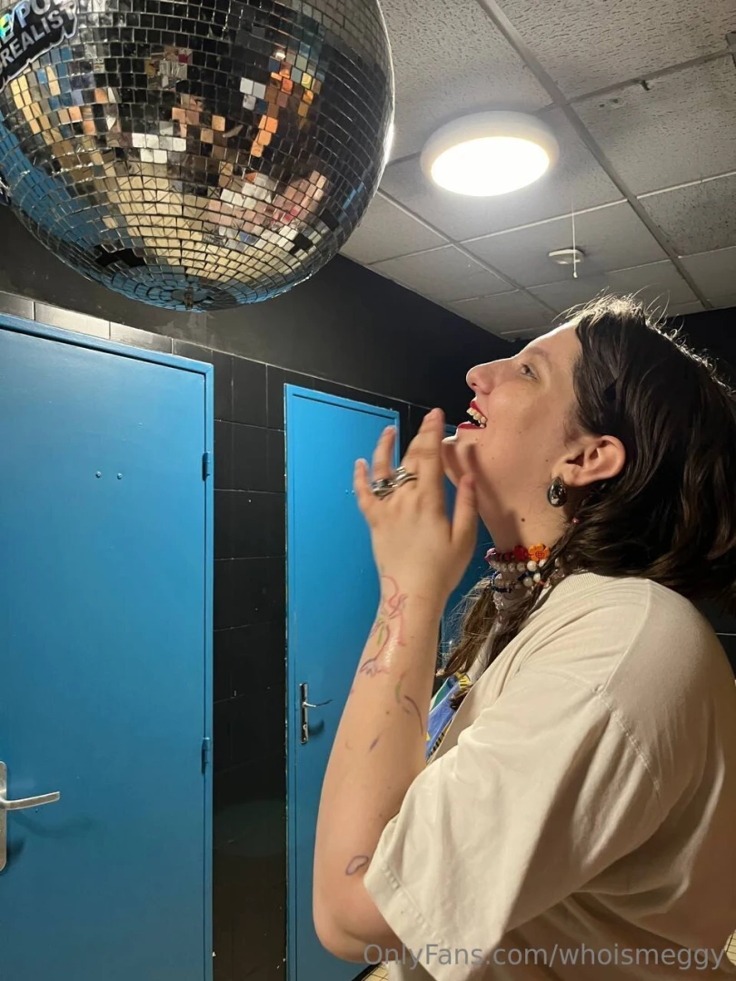 Merry christmas it s a great time to love and to be loved to spread part 1 