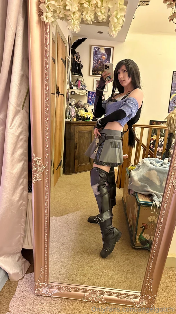 So unbelievably sometimes i cosplay more than just cloud in fact i m part 1 