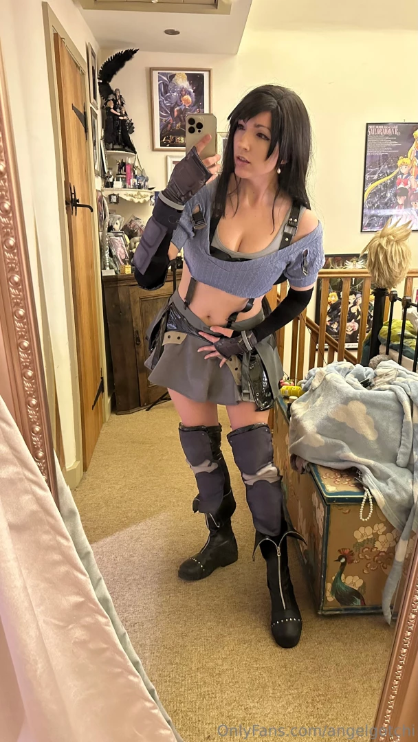 So unbelievably sometimes i cosplay more than just cloud in fact i m part 4 