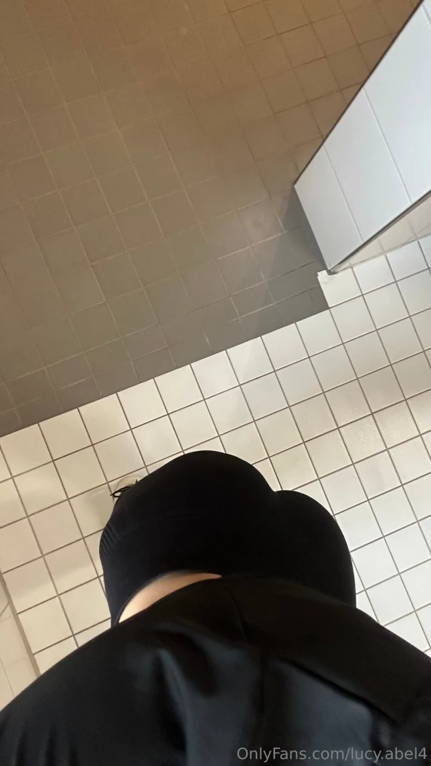 The most hot and wettest play i ve had in the shower a wet creamy part 1 