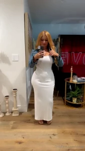 Do i look sexy in this white dress or would it be better if i were