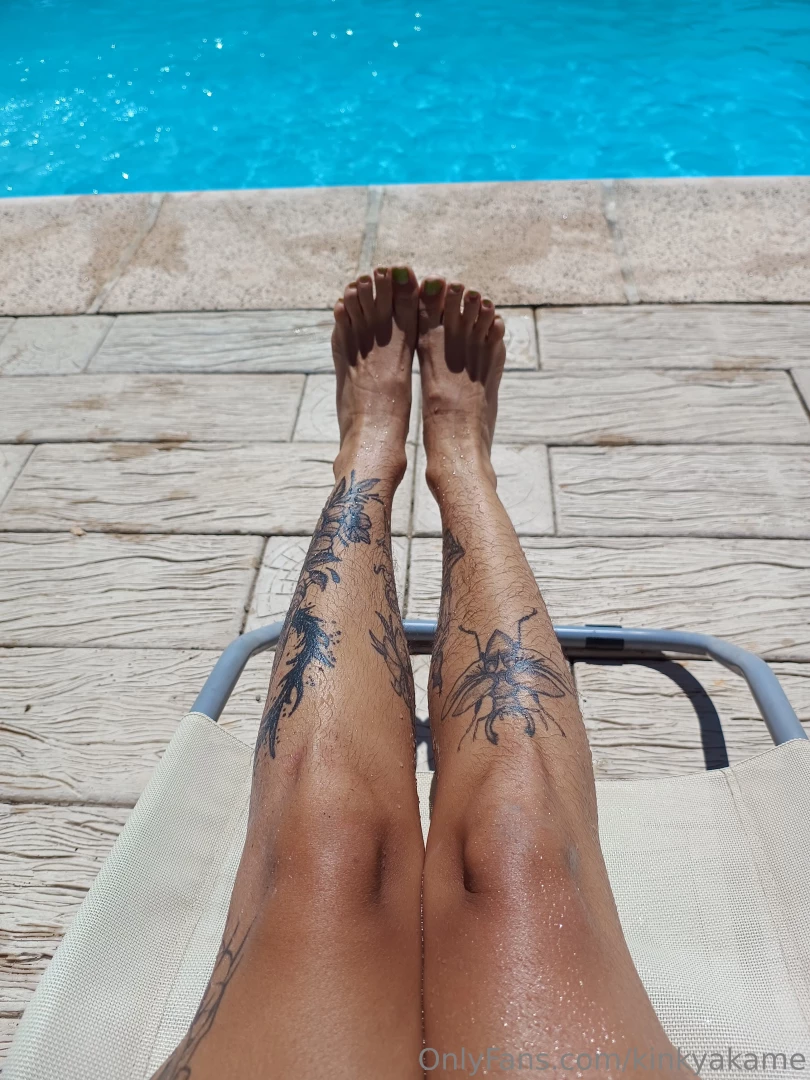 Wet hairy and tanned would you look at me in the pool part 1 