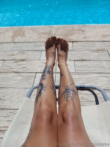 Wet hairy and tanned would you look at me in the pool part 1