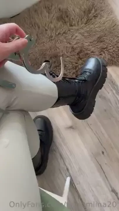 Zeit dich k ter festzuketten und dir deine mahlzeit f r die n chsten 