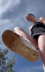 W hrend ich in der spanischen sonne meine beine baumeln lasse bist du