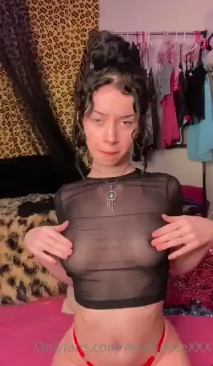 Playing with my tits makes me so horny put on a mesh top amp made it 