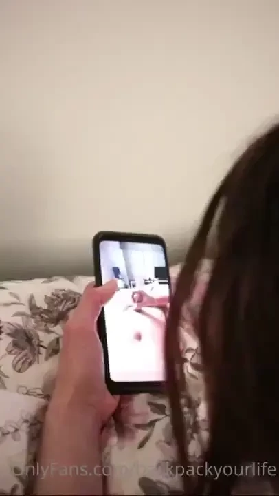 Rramoblack se masturbeaza uitandu-se la clipurile mele cum arata 