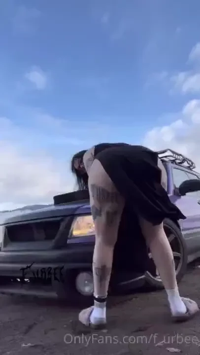 I m depressed as fuck today so i won t post much tonight 