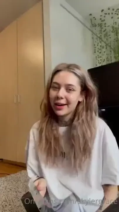 I did day 9 and 10 cause nr 9 was kinda boring hahah 