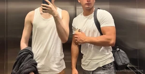 I like when a straight curious guy says he likes my dick his muscles part 1