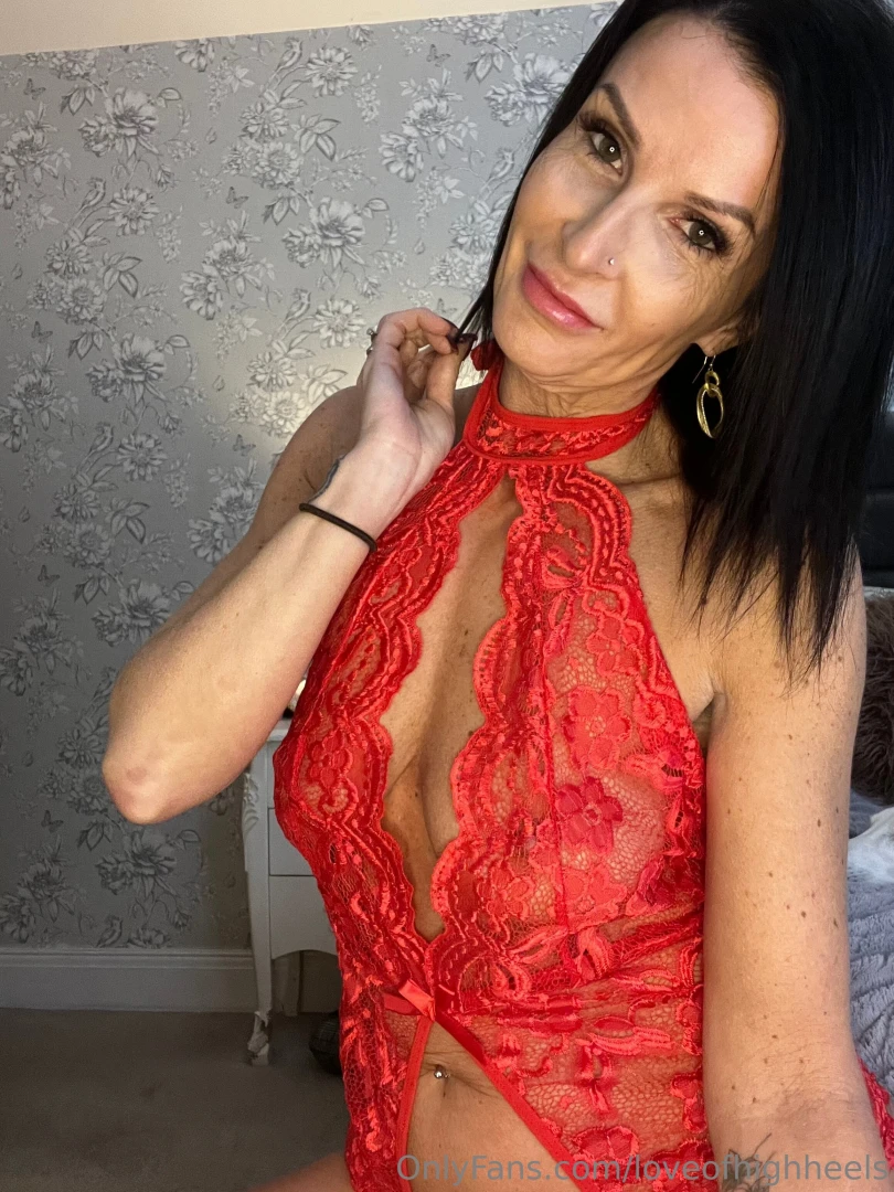 Not quite christmas but it s definitely the season for red part 3 
