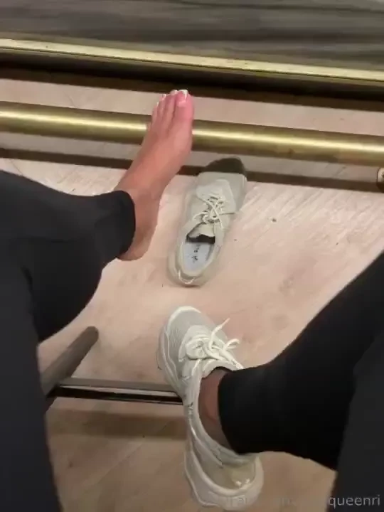 I need more ideas of videos i can make in public anyways short clip of 