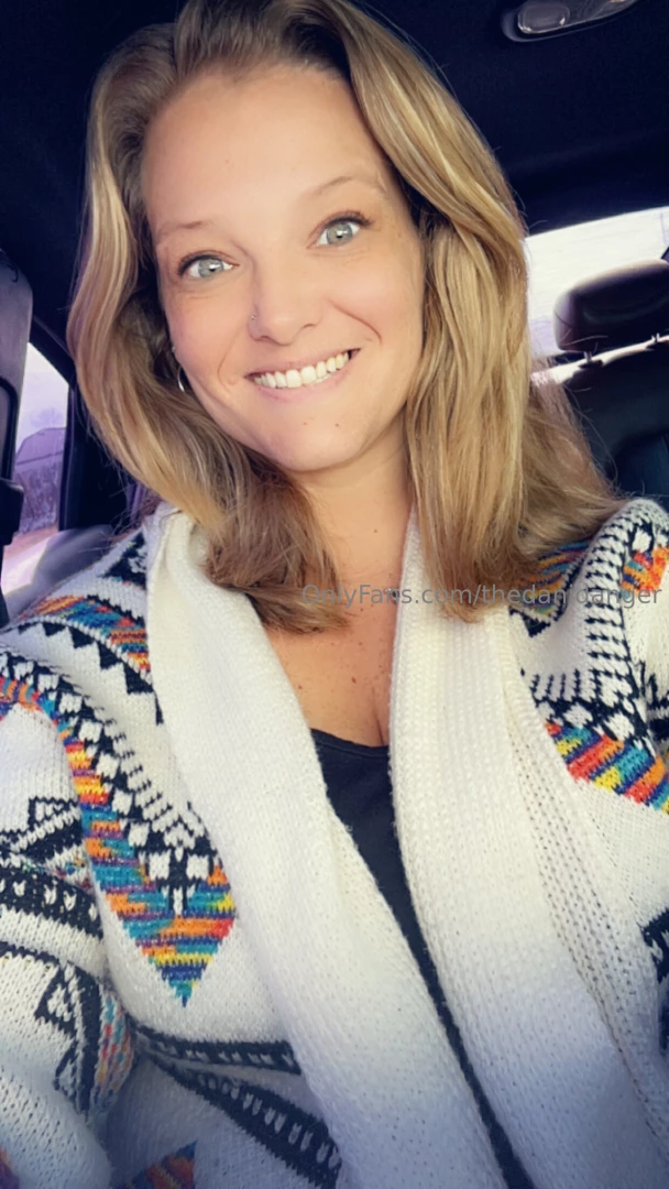 Today s a run errands kind of day so see y all freaks tomorrow 