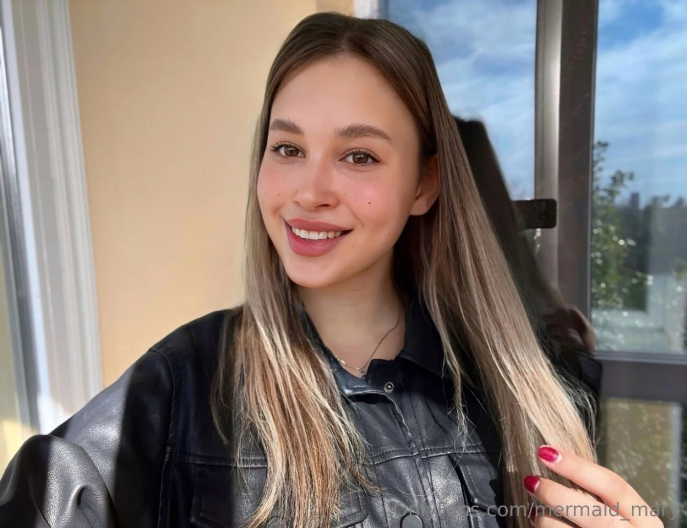 Discover true beauty kayla2raine a stunning figure long hair and part 2 