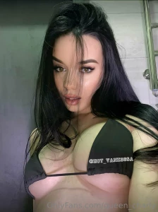 Hot_vanesssa needs online men for dirty games free the queen of sex ad part 2