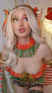 Naughty lil elf time