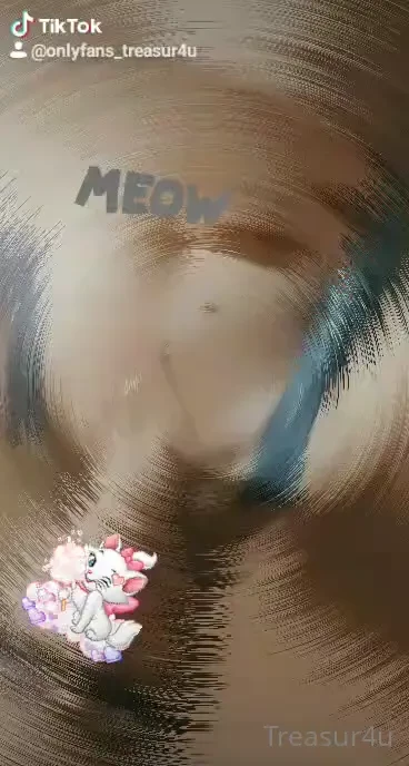 My kitty wants some cock staying in got me on tiktok what u think of 