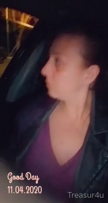 More likes more tips more content who wants to see me cum and lick it 