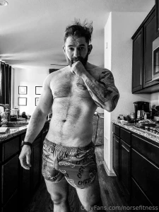 My phone is so dry where is the love this holiday season i guess i ll part 6