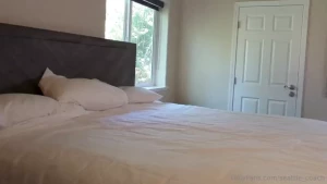 I enjoy fucking but when the guy so clearly enjoys me fucking him it