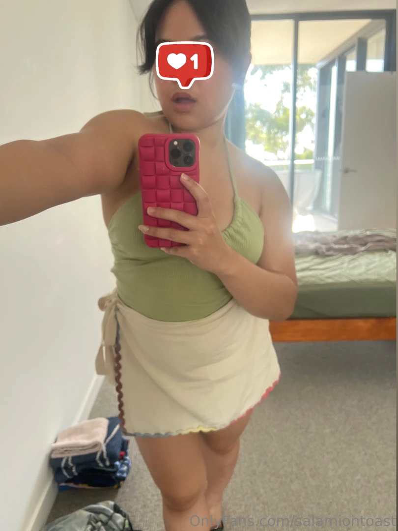 Bicep is bicep-ing and blush is blush-ing what a life 