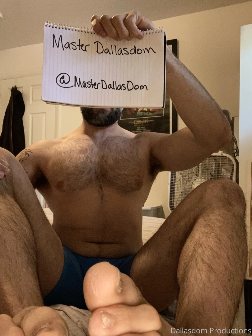 Guess who s on twitter now 