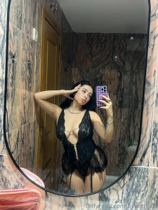 I love to wear black