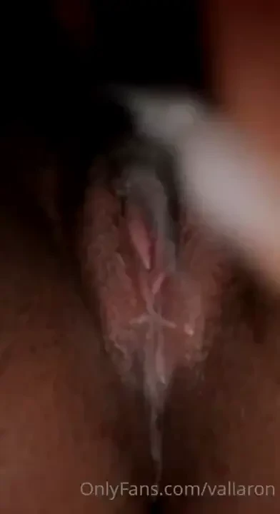 Mmmmm c vallaquinn me 10 dollars and we can have some fun time over 