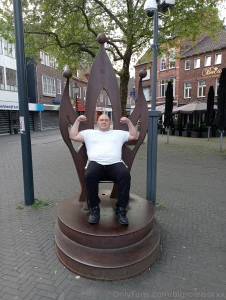 Today i started my training and body transformation 150 kilo on april