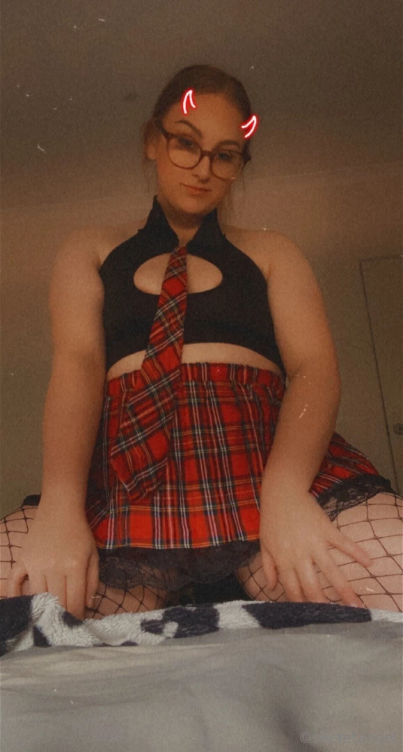 I ve been ridiculously horny lately all i want is my holes filled by 