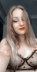 I m online baby drop me a message