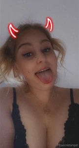 Always in the mood to lick some dick