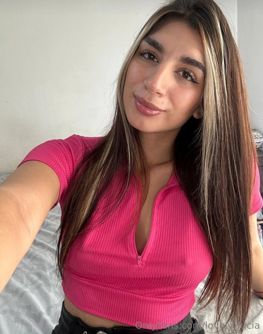 Love trying on different outfits 