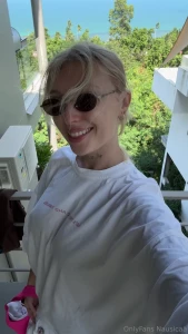 A little positive vibe from vacation where do you think i am i promise