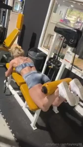 How i keep these hamstrings popping i love sharing my secret routine