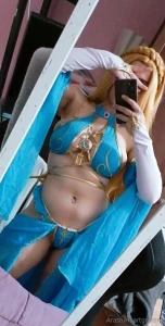 Quick try-on of the first gift i got from my wishlist do you like it