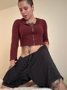 Im back thank you everyone for the support i know i ve been off line part 3