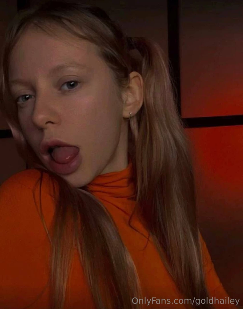 New girl here pretty_elli pretty_elli looking for someone to talk or part 5 