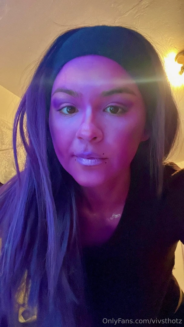 Everyones favorite night elf just checking in part 1 