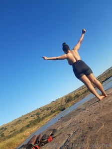 Make me turn around daddy send a tip letthemhang