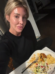 Come have an early dinner with me