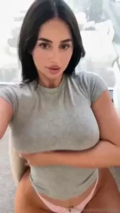 Hop in my dms if you wanna see some exclusive stuff