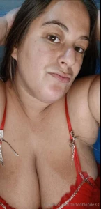 Tiffanycurvygirl queen of custom vids if you like chubby girls