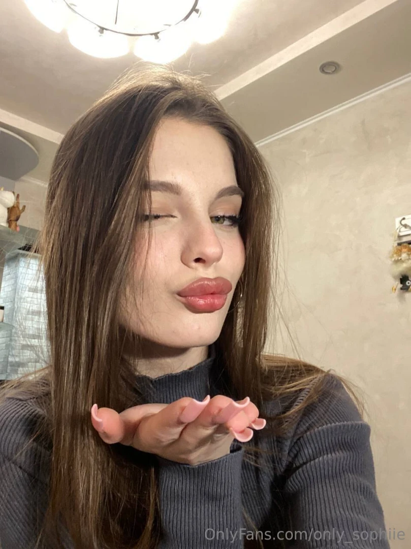 You are the most mysterious and attractive person i have ever met you 