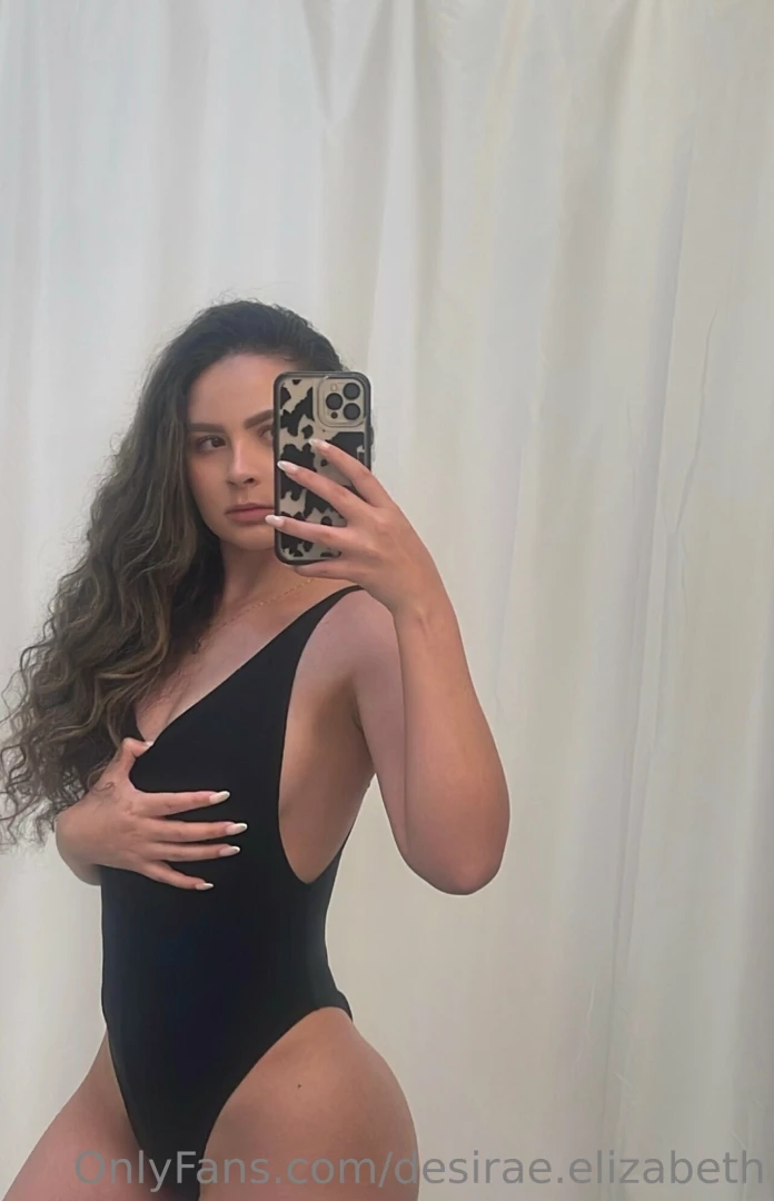 Wanna see how it looks from the back 