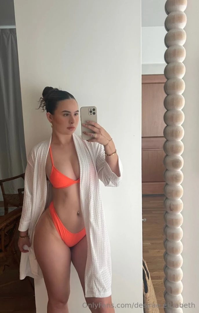 Just sent my vips a free booty pic 