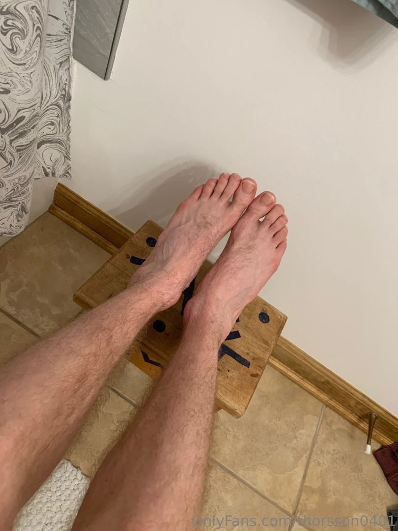 Been getting requests for some feet pics so here y all go 