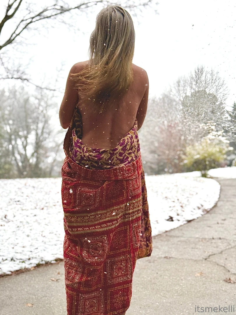 Wrapped in nothing but a blanket and dirty thoughts 