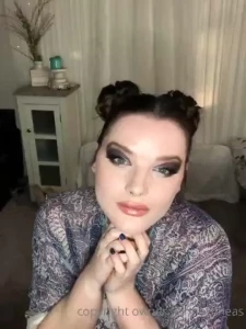 The look of desire when you come home and get nakey to shower mmmmm lt